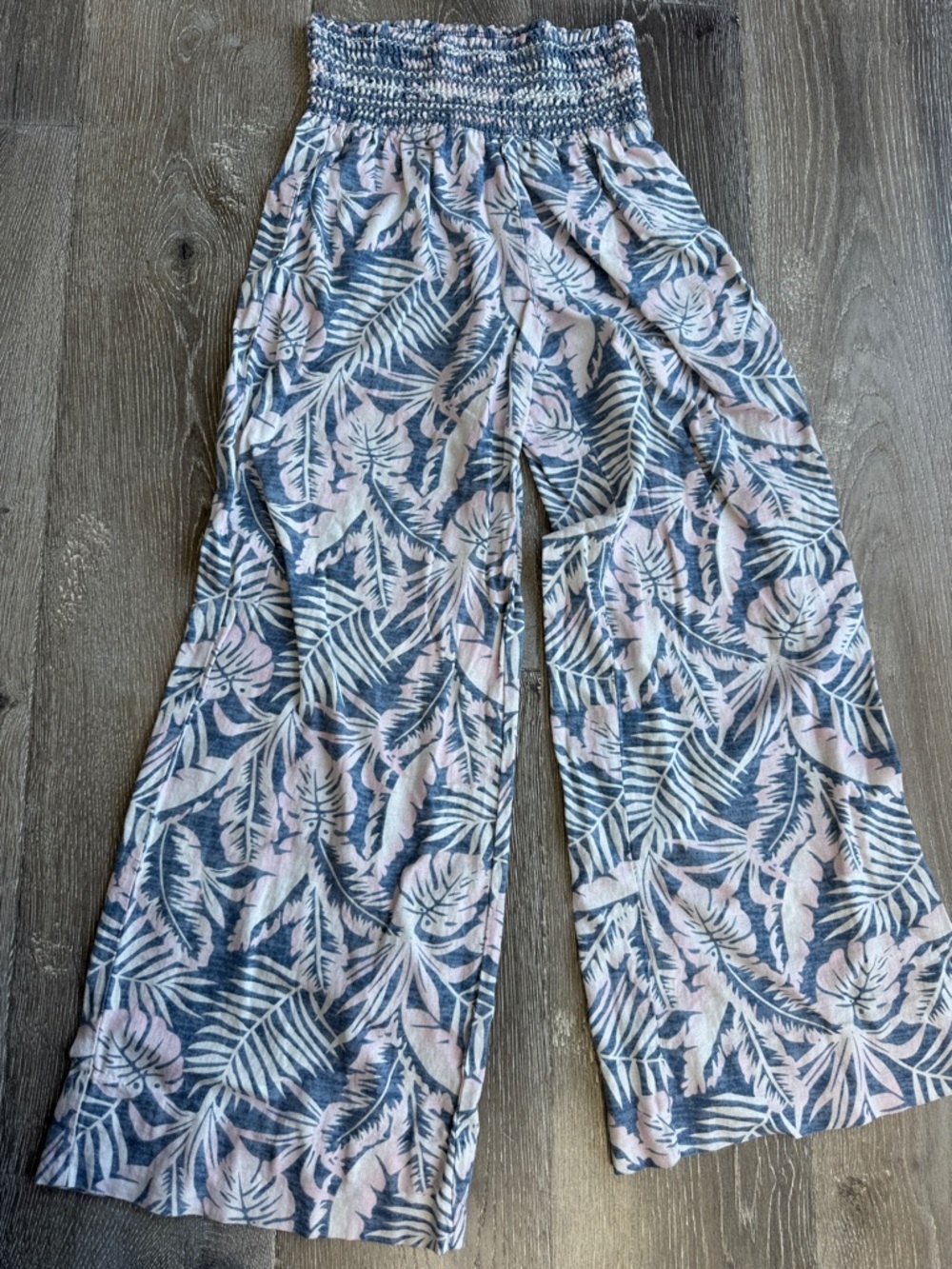 Dahu Hawaii Linen Smocked Wide-Leg Pants - Blue & Light Pink Tropical 0569